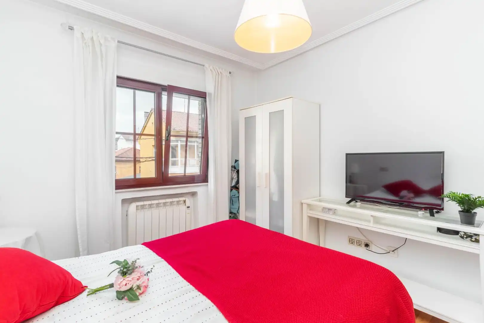 Habitación de Casa o chalet en venta en Llanera con Calefacción, Jardín privado y Terraza