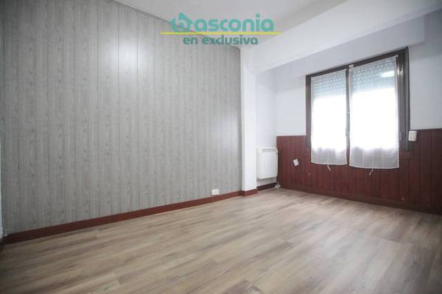 Piso en Venta en Aperribai Auzoa en Galdakao