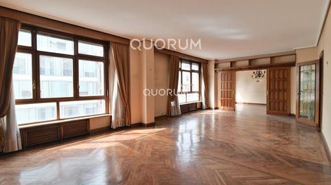 Foto 2 de Piso en venta en Alameda Recalde, Ensanche - Moyua - Diputación, Bilbao