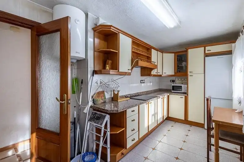 Cocina de Piso en venta en Granada con Terraza