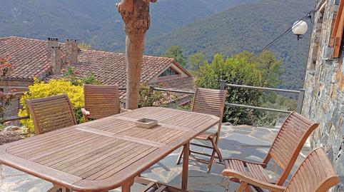 Foto 2 de Casa adosada en venda a Passeig de la Font, Montseny, Barcelona