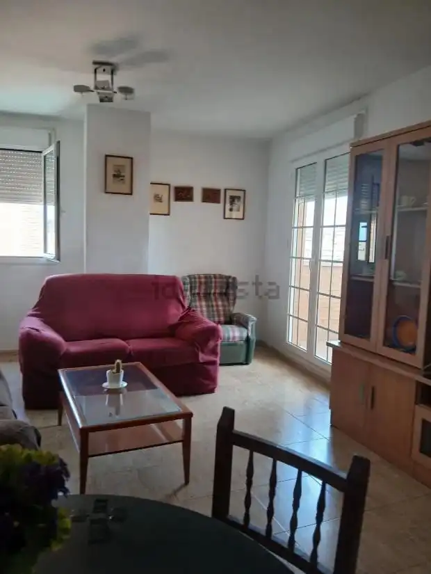 Sala d'estar de Pis de lloguer en Almería amb Terrassa i Moblat