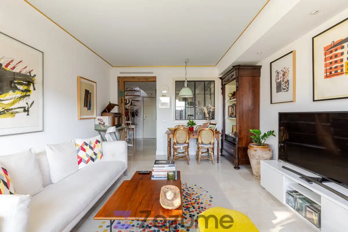 Living room of Flat for rent in Pozuelo de Alarcón  with Air Conditioner, Heating and Parquet flooring