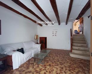 Sala d'estar de Casa o xalet en venda en Torrelles de Foix amb Jardí privat i Terrassa