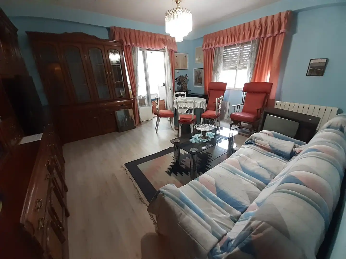 Sala d'estar de Pis en venda en Zamora Capital  amb Calefacció i Balcó