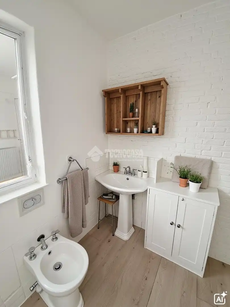 Bathroom of Flat for sale in Toledo  with Balcony