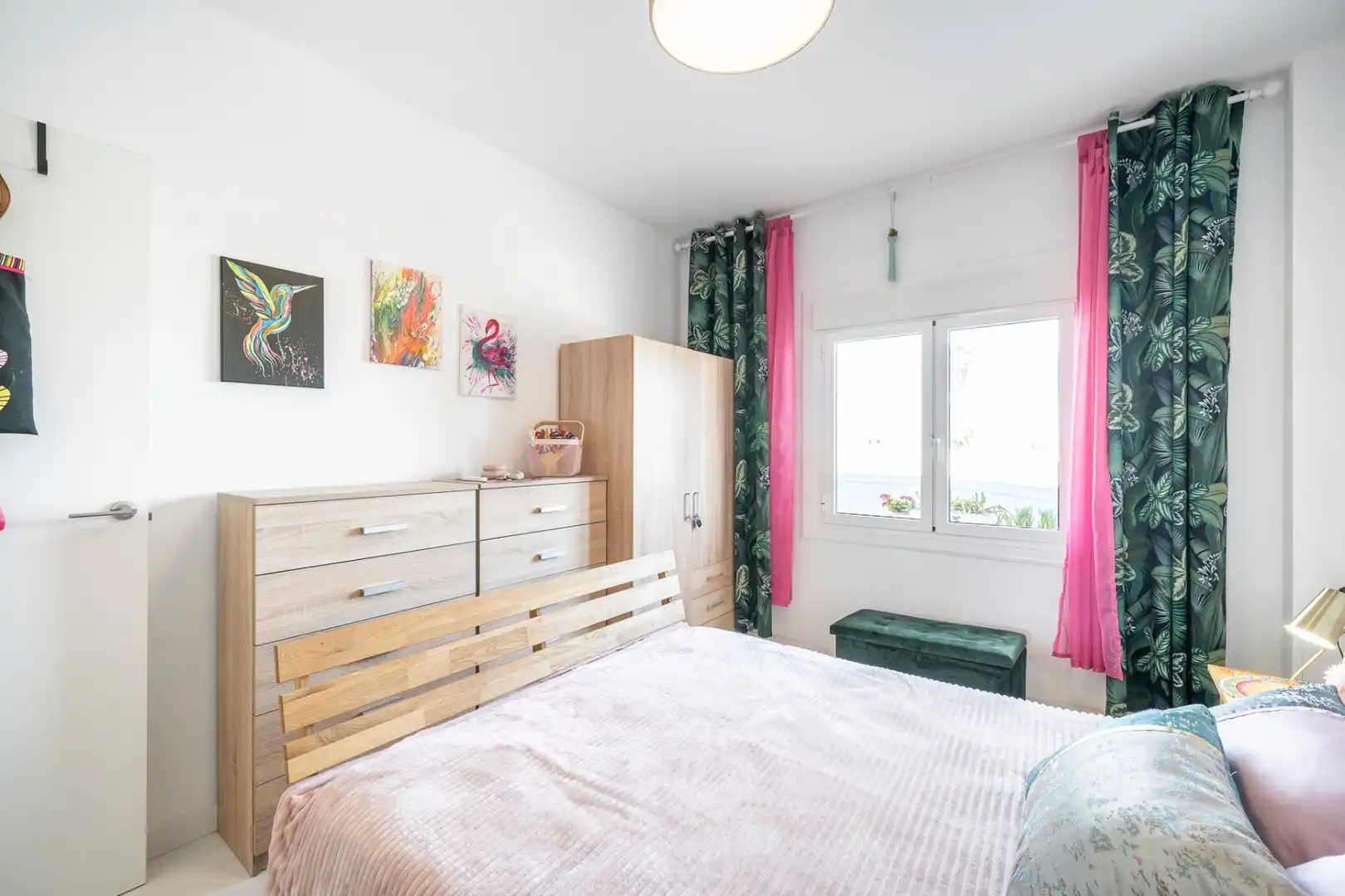 Habitación de Apartamento en venta en Orihuela con Aire acondicionado, Amueblado y Horno