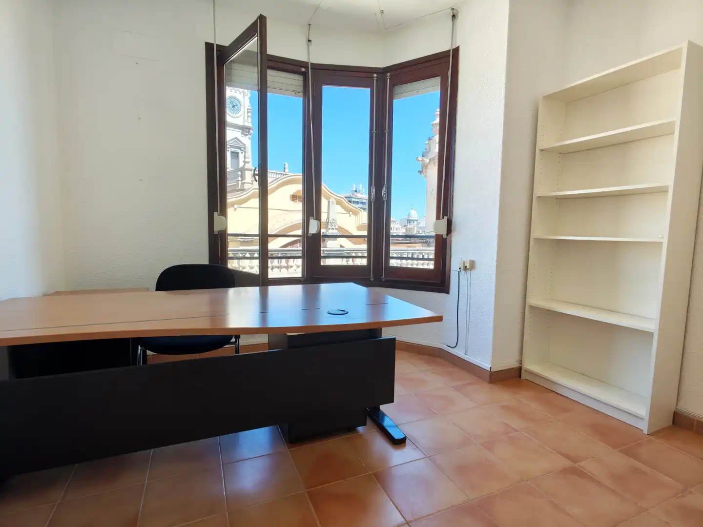 Oficina de alquiler en Ciutat Vella 