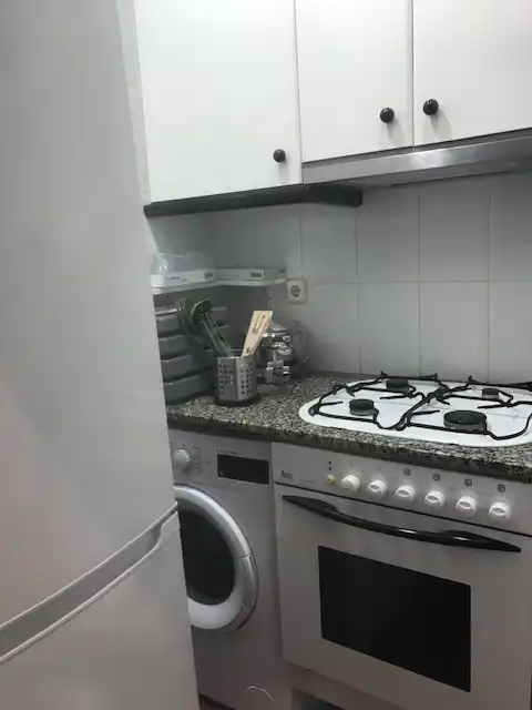 Cuina de Pis en venda en Barcelona amb Aire condicionat, Parquet i Moblat