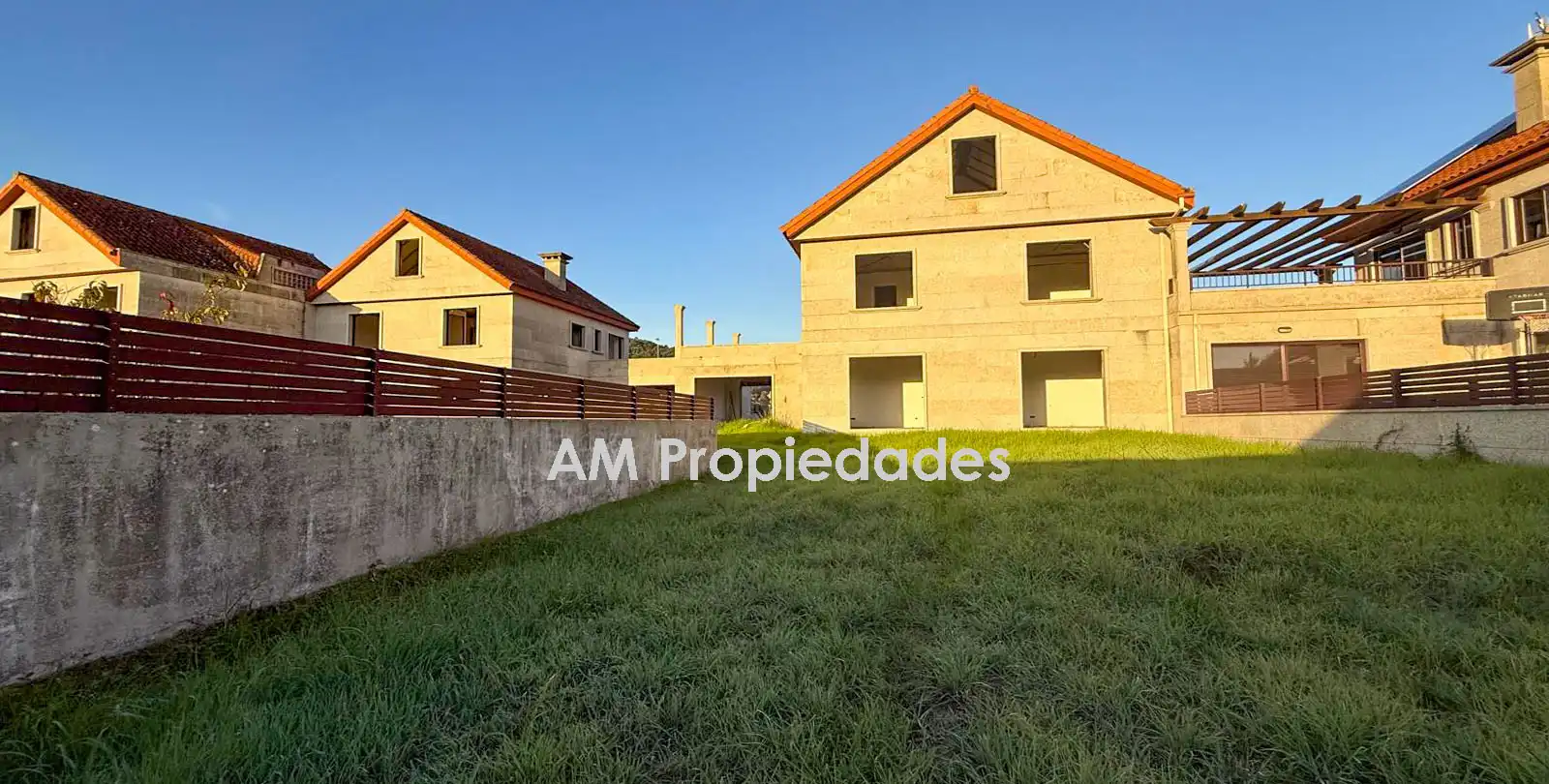 Casa adosada en venda en Baiona amb Calefacció, Jardí privat i Terrassa