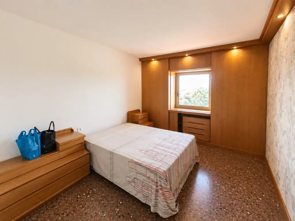 Habitación de Piso en venta en Vilafranca del Penedès con Amueblado, Horno y Balcón