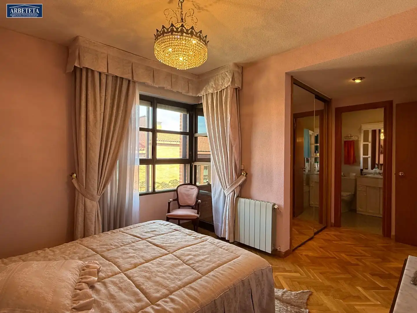 Habitación de Casa o chalet en venta en Guadalajara con Calefacción, Parquet y Terraza