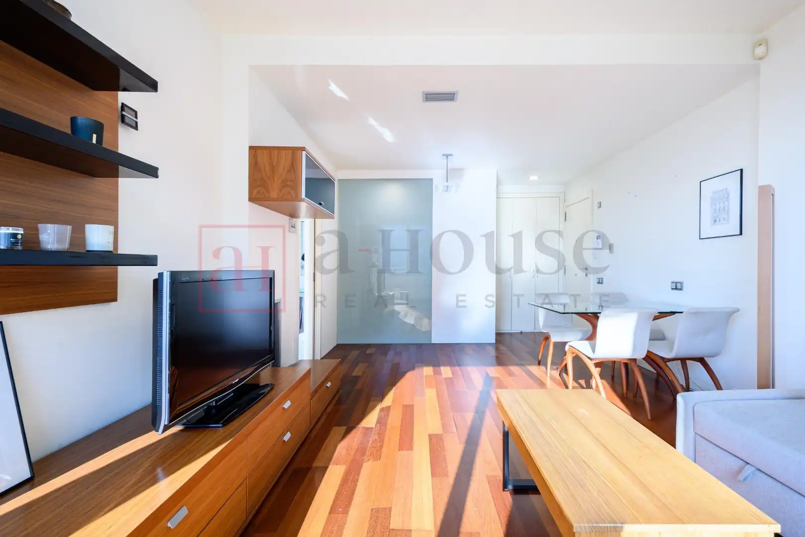 Sala de estar de Ático en venta en Barcelona con Aire acondicionado, Calefacción y Parquet