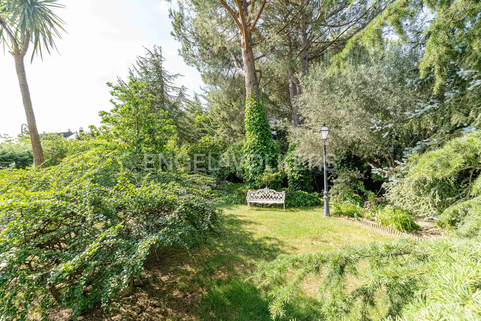 Jardí de Casa o xalet en venda en Becerril de la Sierra amb Calefacció, Jardí privat i Piscina