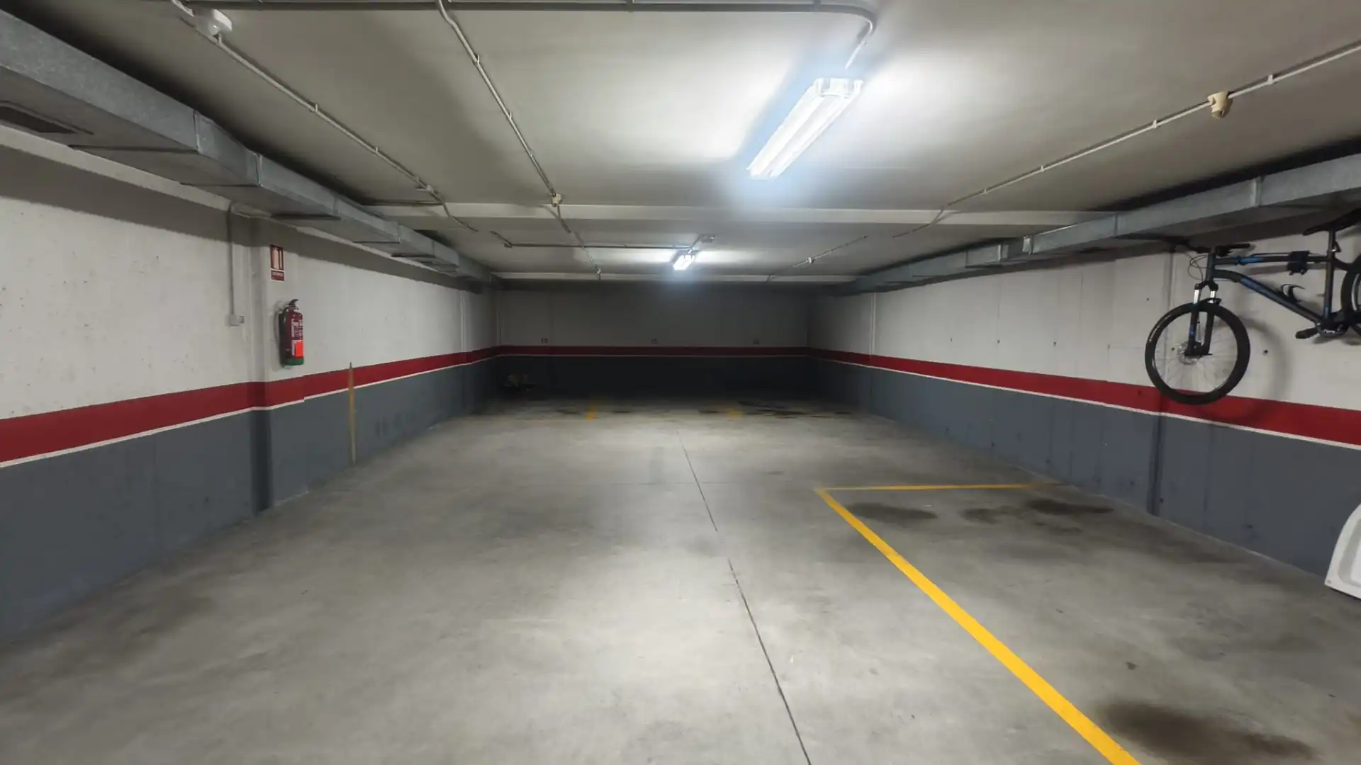 Individual with lift for sale in Avenida de Oza 210, imagen 4