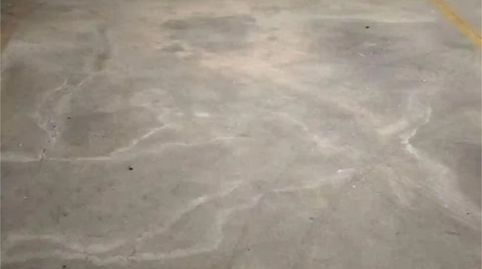 Foto 5 de Garaje de alquiler en Calle Estrasburgo, 4, El Cano - Los Bermejales, Sevilla Capital