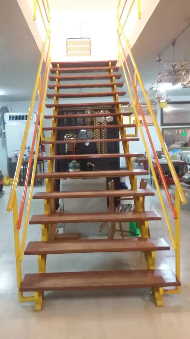 Nau industrial en venda en Villarrobledo amb Alarma