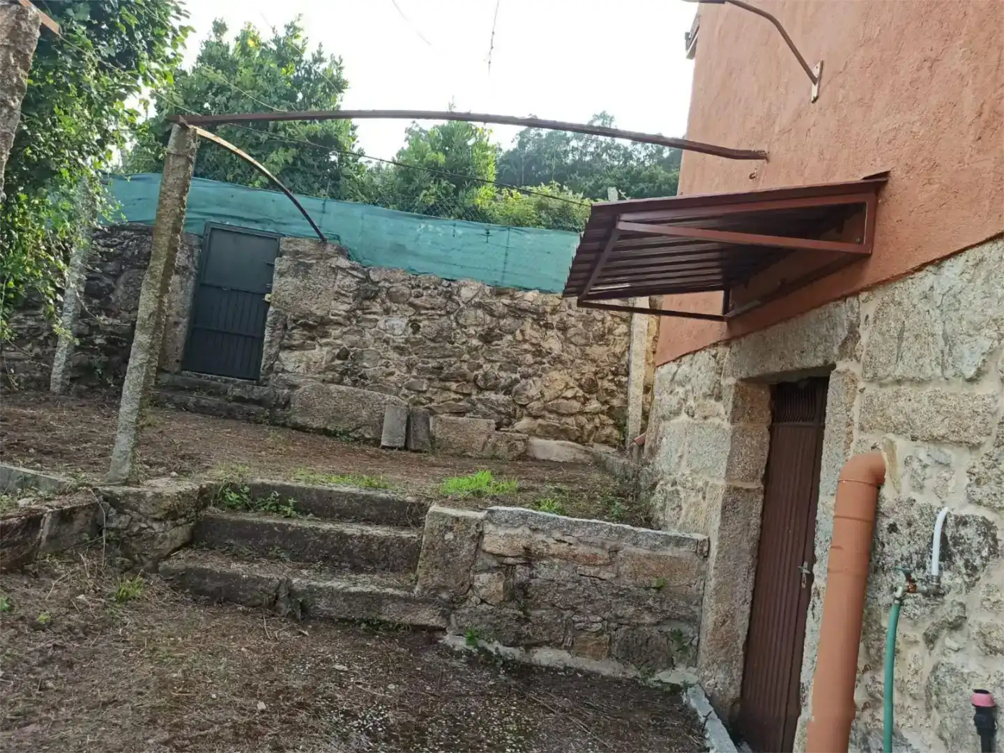 Vista exterior de Piso en venta en Arbo con Jardín privado y Amueblado