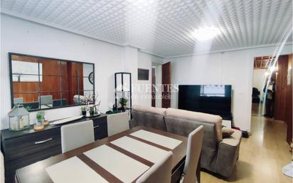Living room of Flat for sale in Alicante / Alacant  with Air Conditioner, Furnished and Balcony