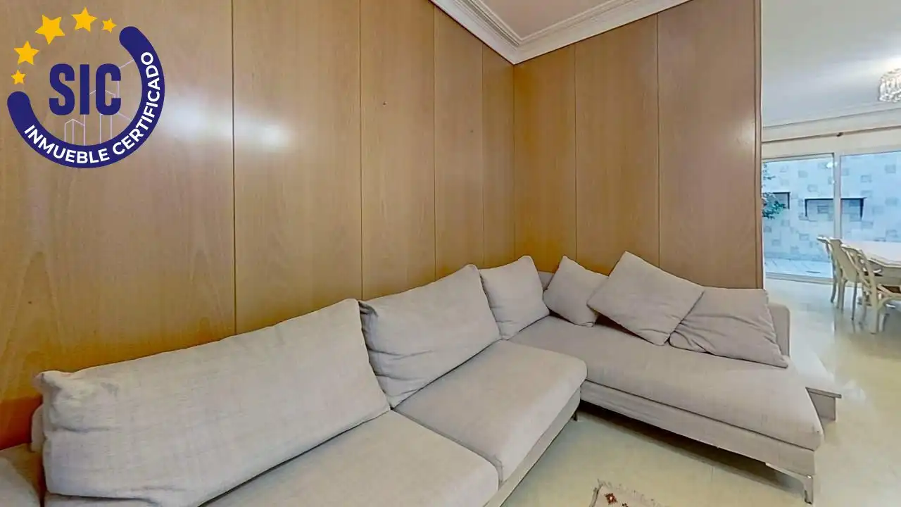 Haus oder Chalet zur Miete in Chiva mit Heizung und Terrasse