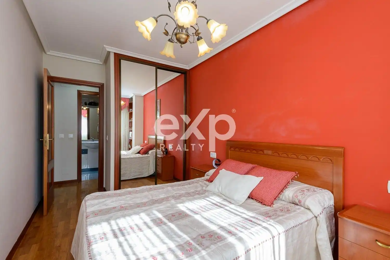 Bedroom of Flat for sale in Oviedo   with Heating, Storage room and Furnished