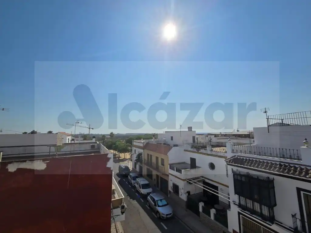 Vista exterior de Casa o xalet en venda en Alcalá de Guadaira