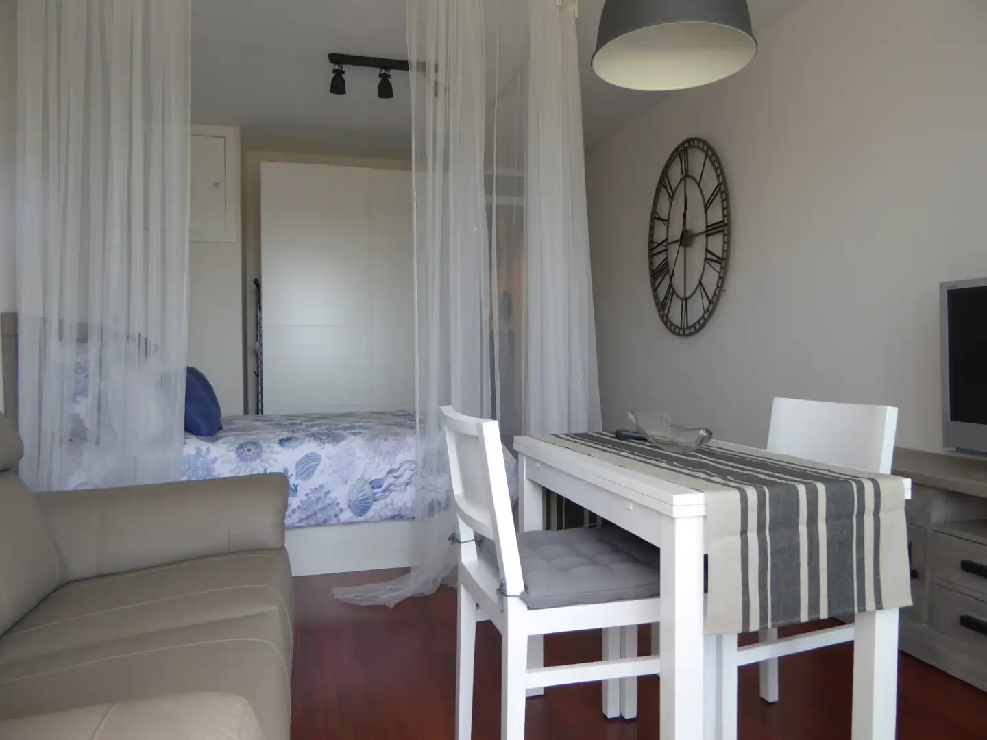 Bedroom of Study for rent in Málaga  with Air Conditioner, Furnished and Washing machine