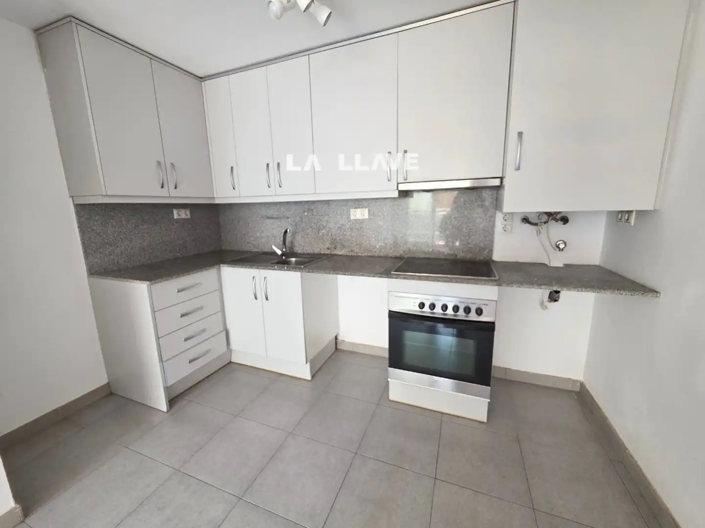 Cocina de Piso en venta en Blanes con Calefacción y Terraza