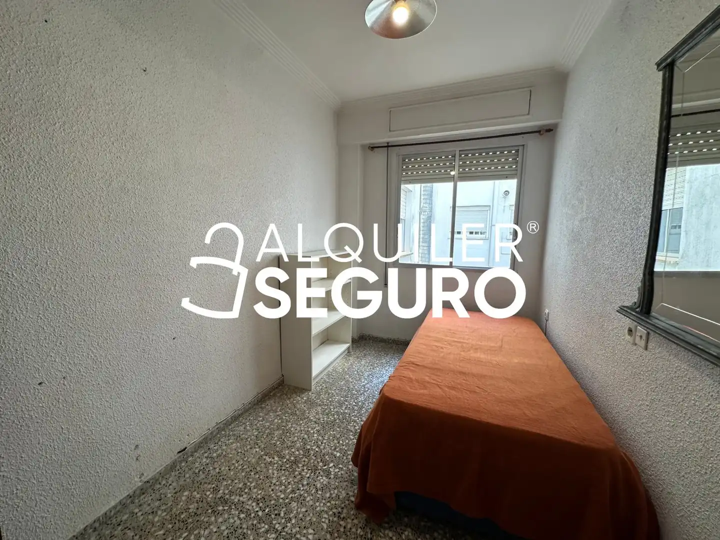 Habitación de Piso de alquiler en Aldaia con Terraza y Amueblado