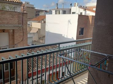 Pis amb balcó de lloguer a Zona Concordia