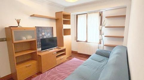 Foto 2 de Piso de alquiler en Benito Alberdi Kalea, Rekalde Centro, Bizkaia