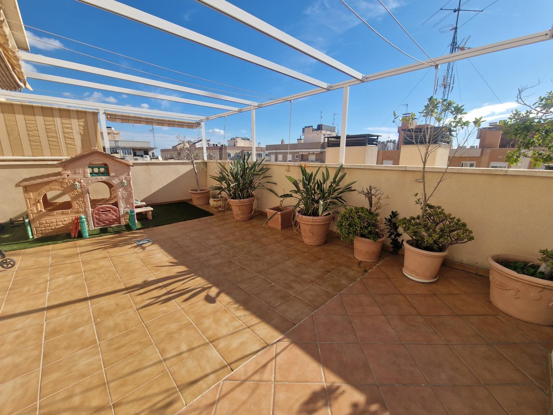 Terrace of Attic to rent in Elche / Elx  with Air Conditioner, Heating and Private garden