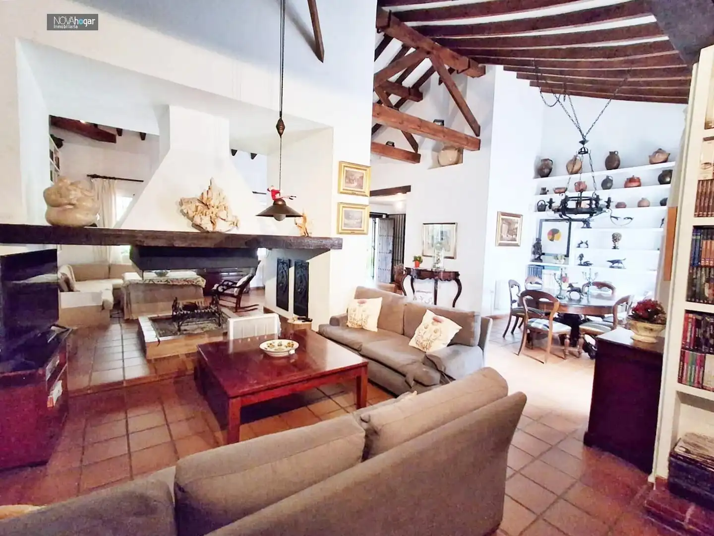 Sala d'estar de Finca rústica en venda en Málaga amb Aire condicionat, Calefacció i Jardí privat