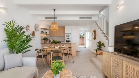 Chalet moderno de obra nueva – 3 dormitorios con parcela privada