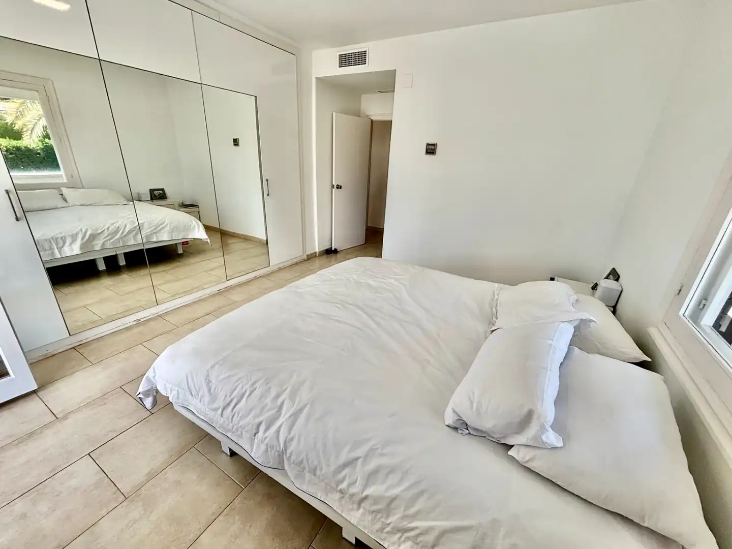 Dormitori de Casa o xalet en venda en Alicante / Alacant amb Jardí privat, Terrassa i Traster