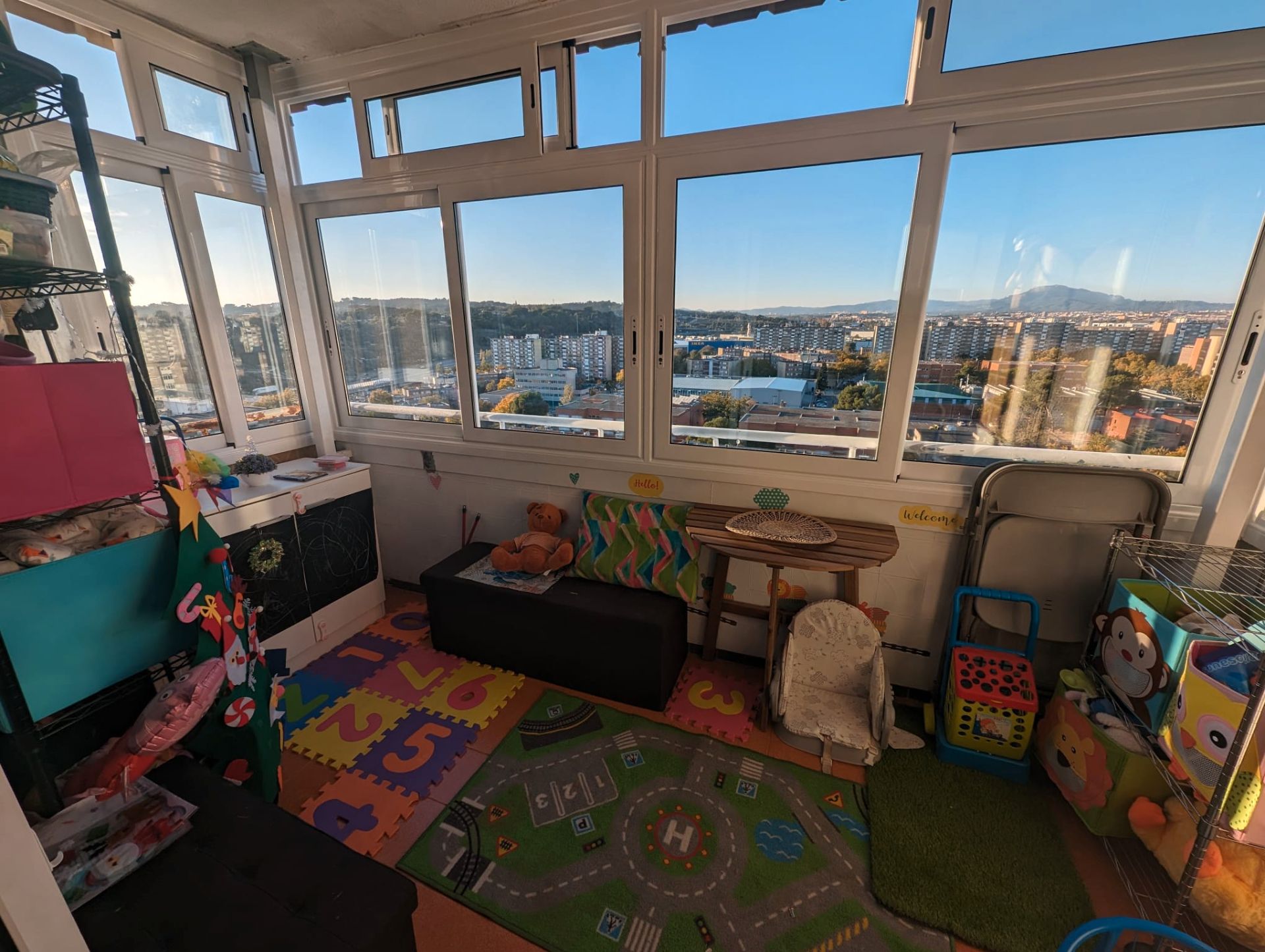 Dormitori de Pis en venda en Badia del Vallès amb Aire condicionat, Calefacció i Moblat