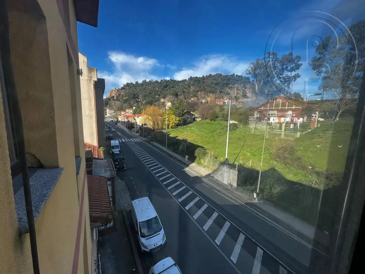Vista exterior de Pis en venda en Santander amb Balcó