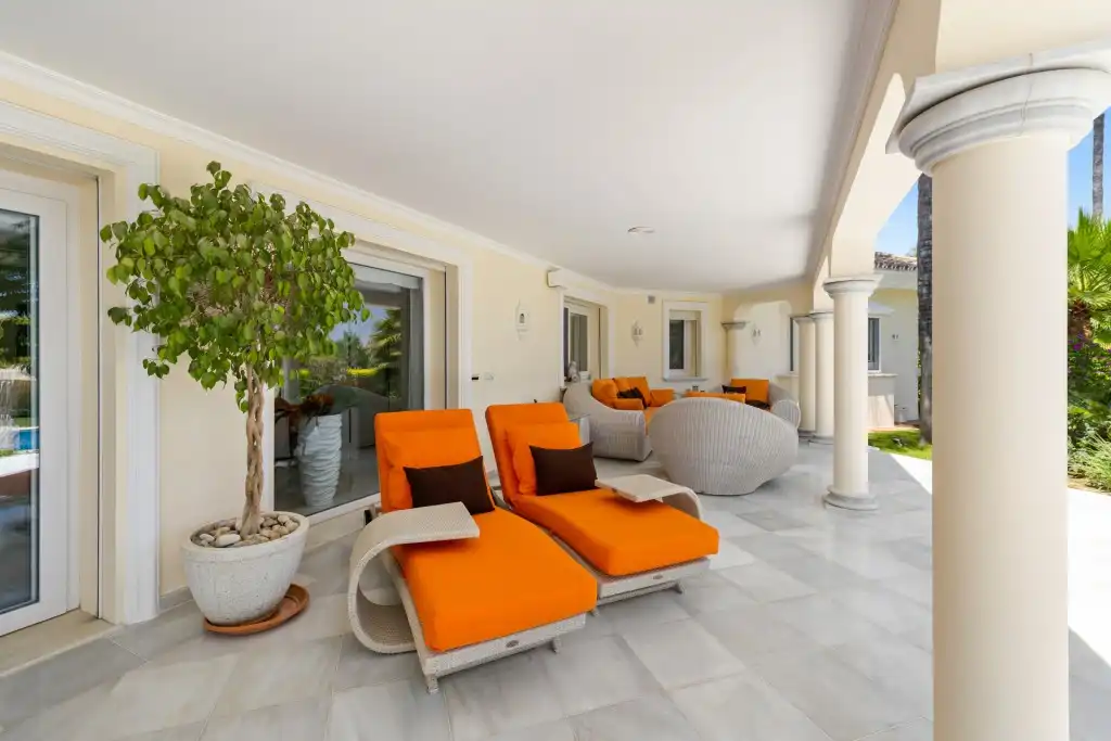 Chalet con piscina en venta en Nueva Andalucía, imagen 11