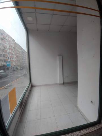Local comercial en Alquiler en Rúa da Coruña en Plaza Industria