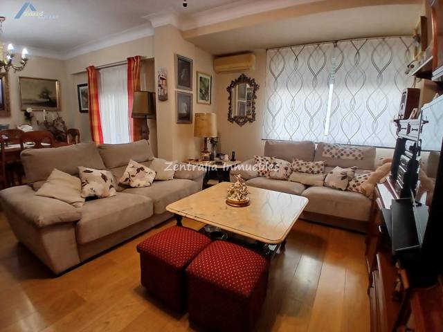 Piso en Venta en Calle Calle de Pedro María Ric, 32 en Paseo Constitución - Las Damas