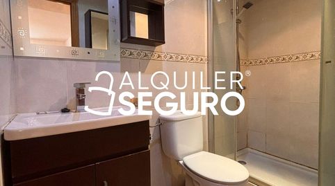 Foto 3 de Piso de alquiler en De Peña Cavero, Casco Histórico de Vallecas, Madrid Capital