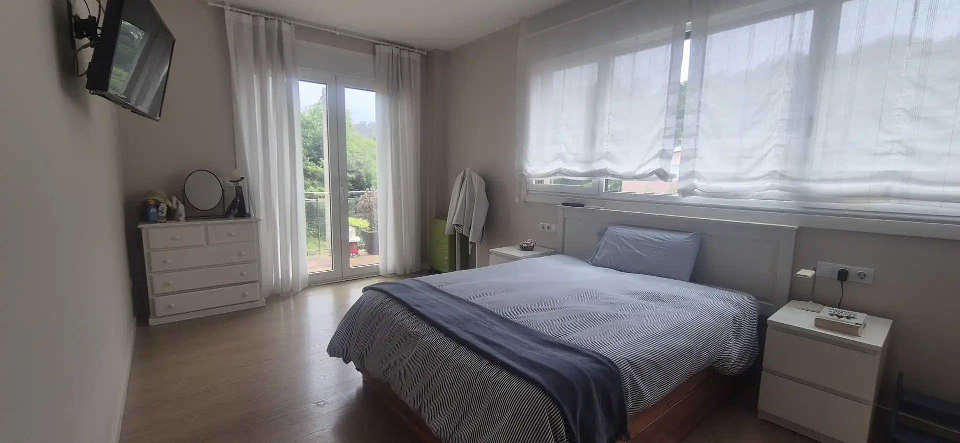 Habitación de Casa o chalet en venta en Vigo  con Aire acondicionado, Calefacción y Jardín privado
