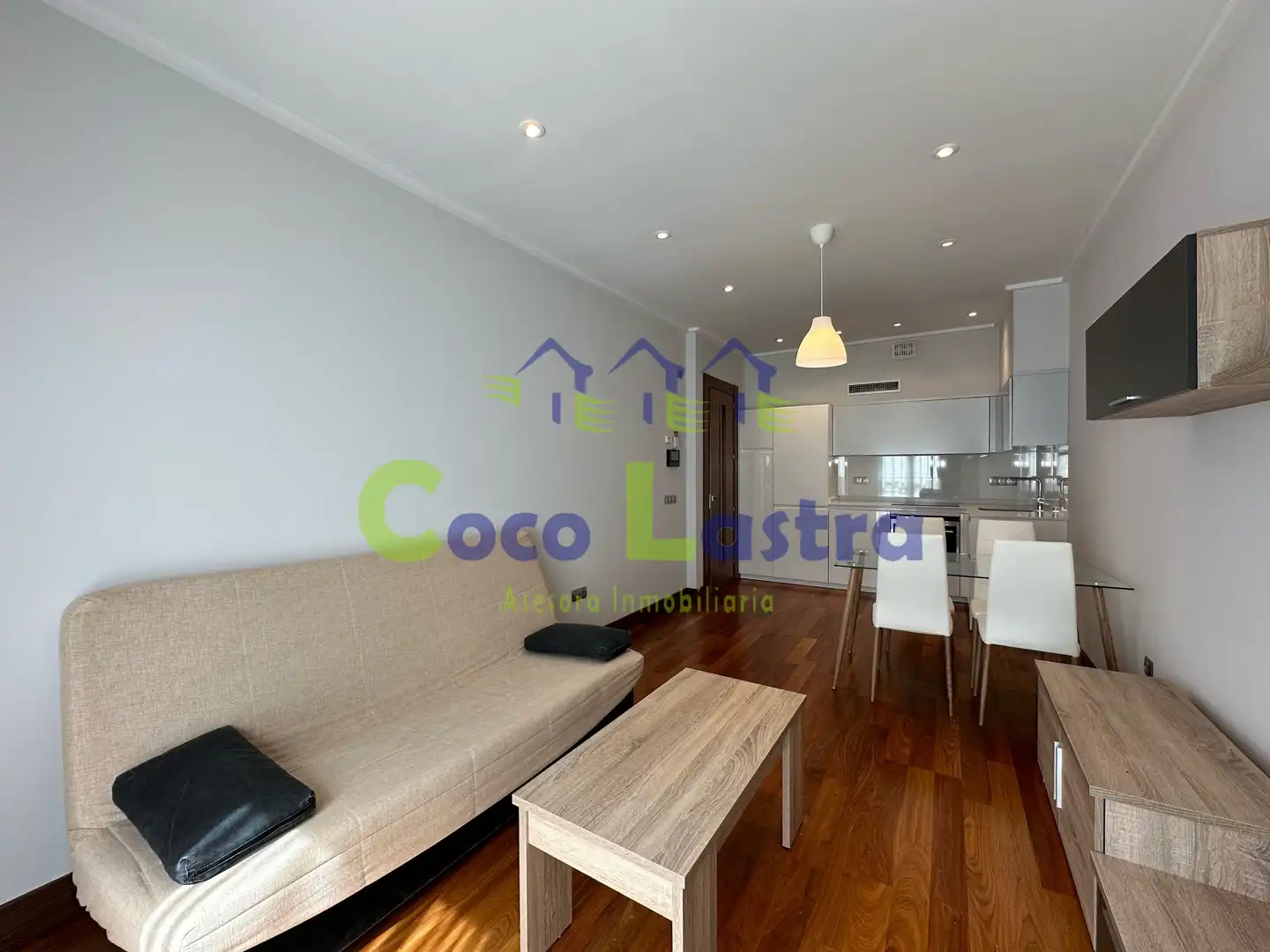 Apartament amb jardí de lloguer a Plaza del Poeta Iglesias 6, imagen 21