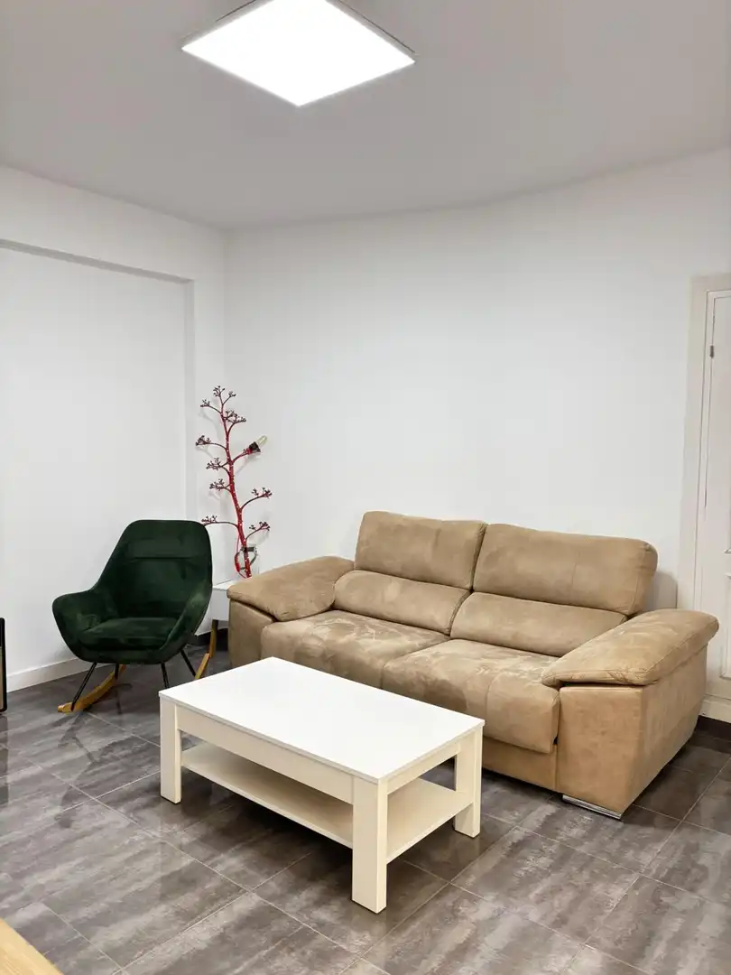 Apartment with terrace to rent in Ciudad Jardín - Tagarete - El Zapillo, imagen 26