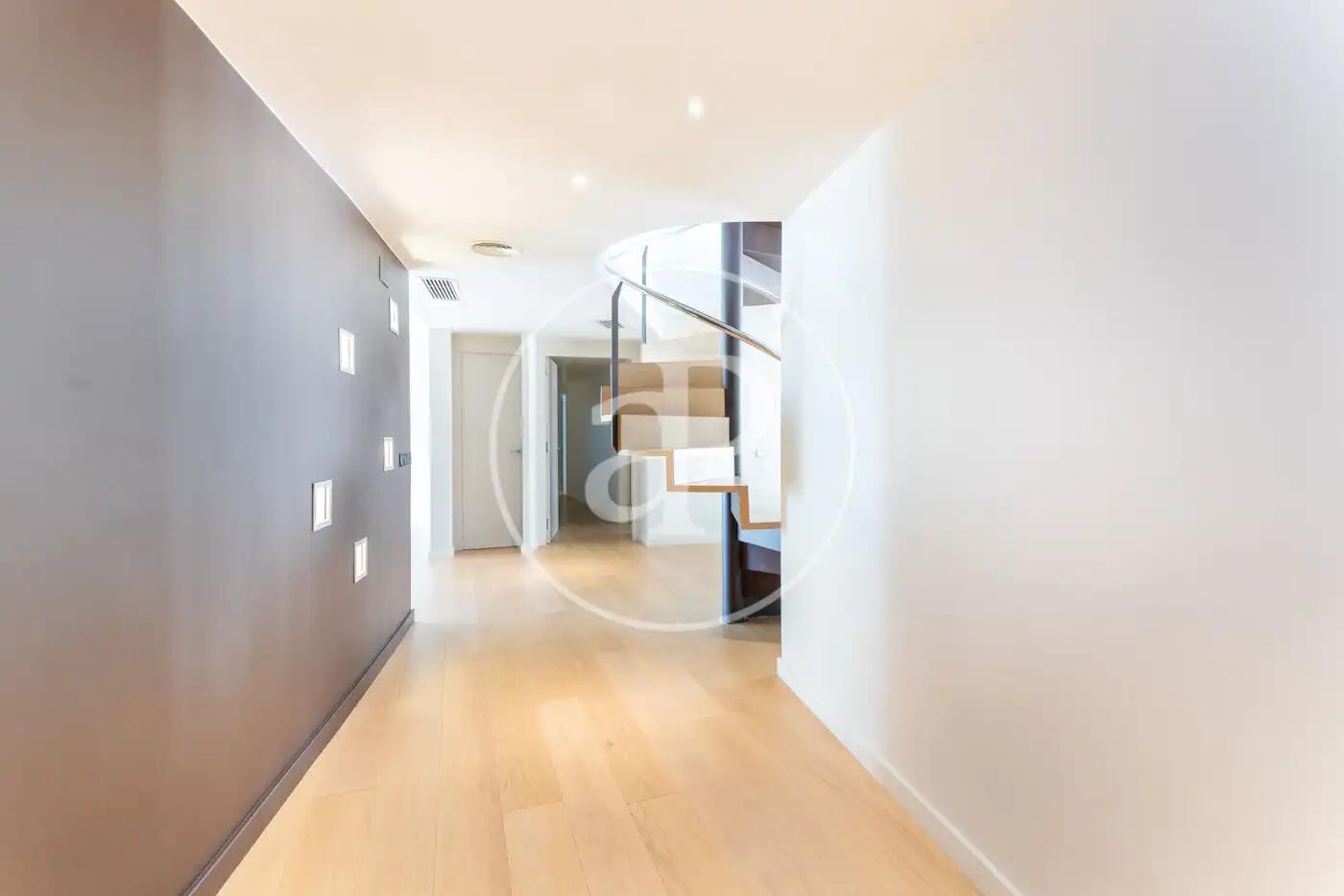 Flat for rent in Barcelona  with Air Conditioner, Heating and Terrace