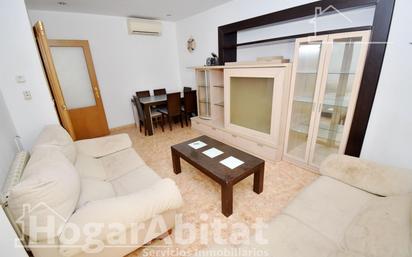 Living room of Flat for sale in Castellón de la Plana / Castelló de la Plana  with Air Conditioner, Heating and Balcony