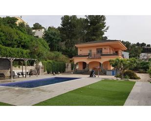 Vista exterior de Casa o xalet en venda en Subirats amb Aire condicionat, Calefacció i Jardí privat