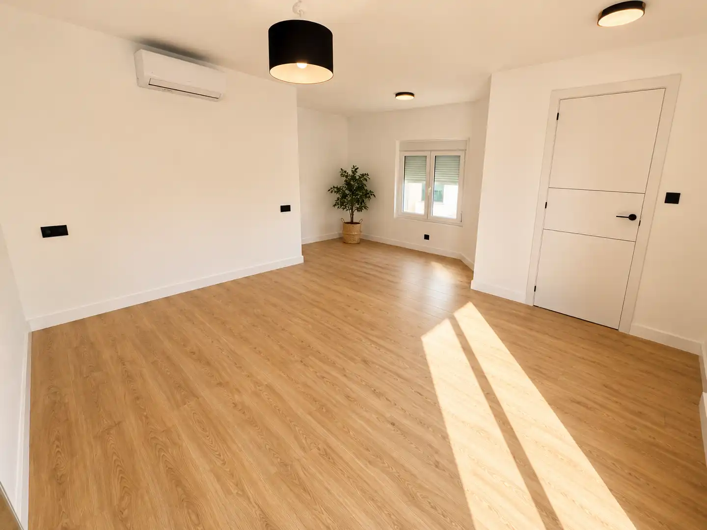 Sala de estar de Casa o chalet en venta en La Nucia con Aire acondicionado, Terraza y Piscina