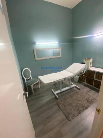 Local comercial en Venta en La Buhaira