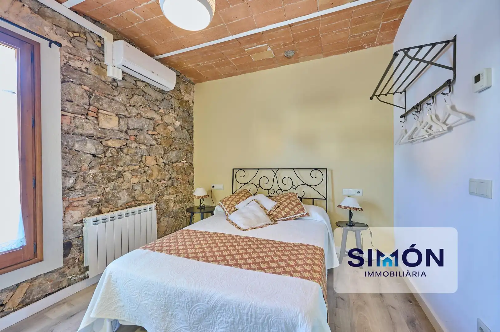 Habitación de Finca rústica en venta en Casserres con Aire acondicionado, Calefacción y Terraza